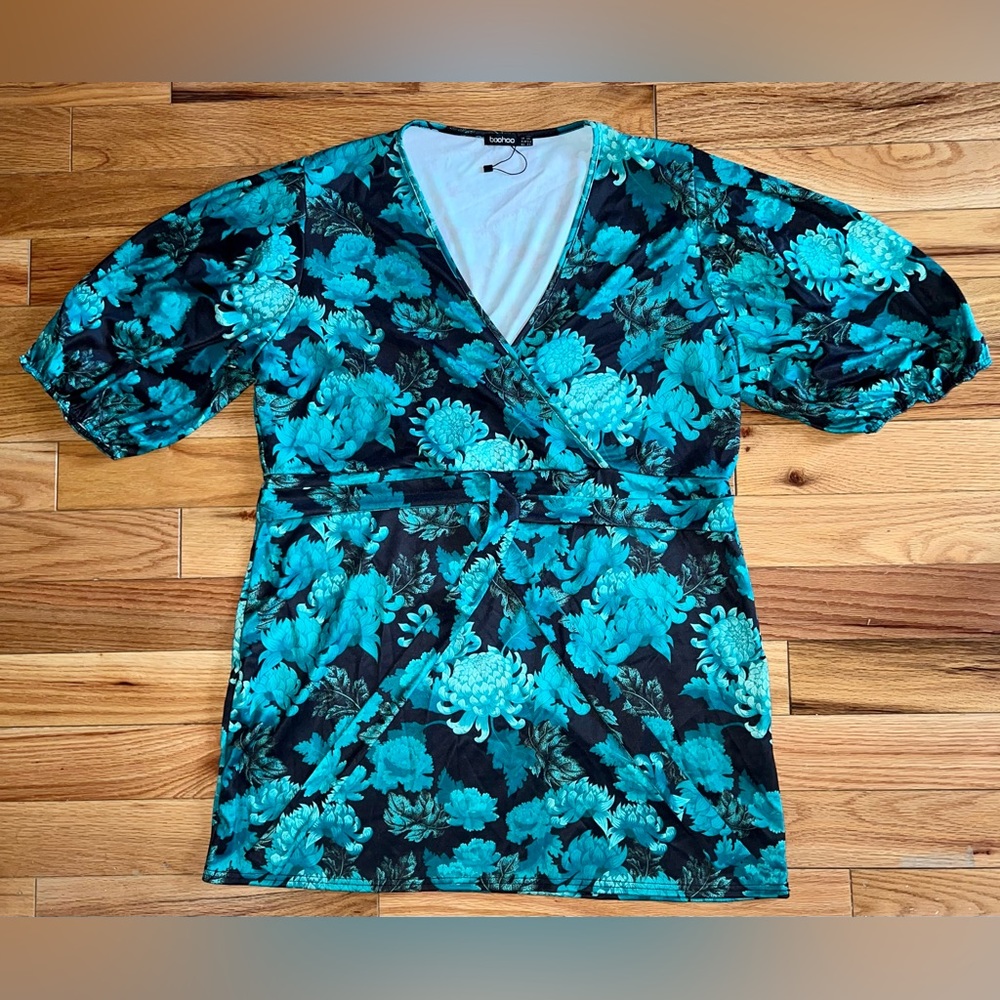 Size 22 Boohoo dress